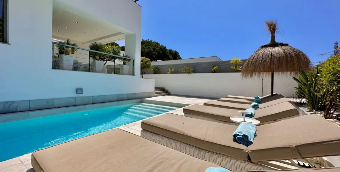 Sale of detached villa in Marbella (district Nagüeles) 3