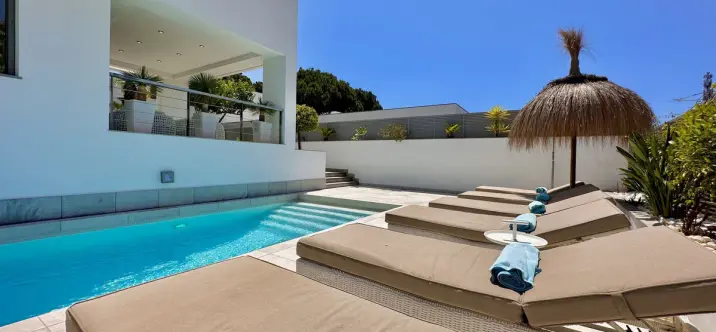 Detached villa R4316599 2