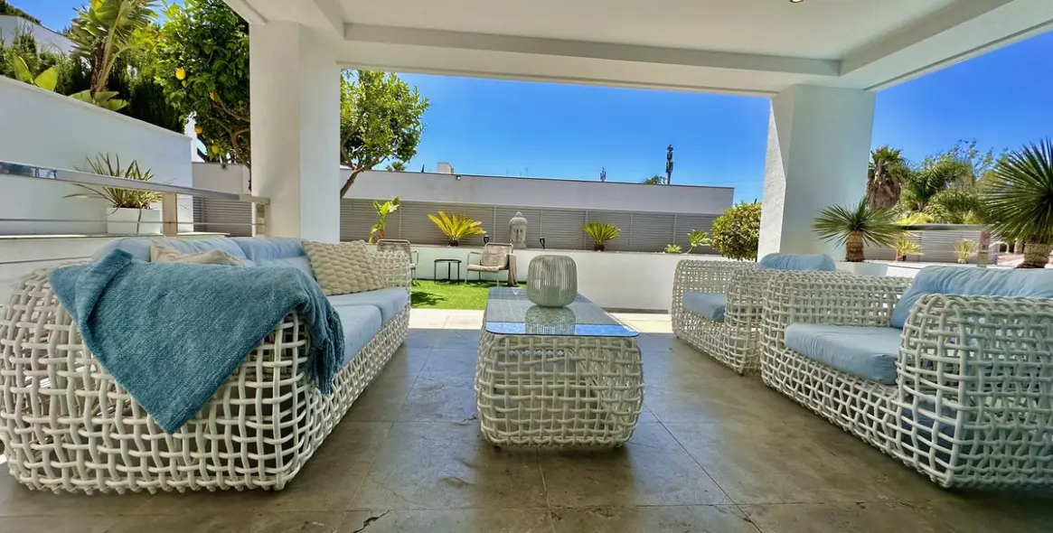 Sale of detached villa in Marbella (district Nagüeles) 8