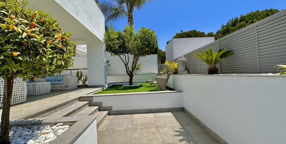 Продажа  отдельно стоящей виллы в Nagüeles 48