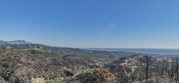 Venta de villa independiente en Estepona 2