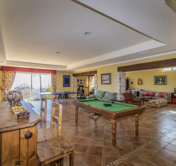 Venta de villa independiente en Estepona