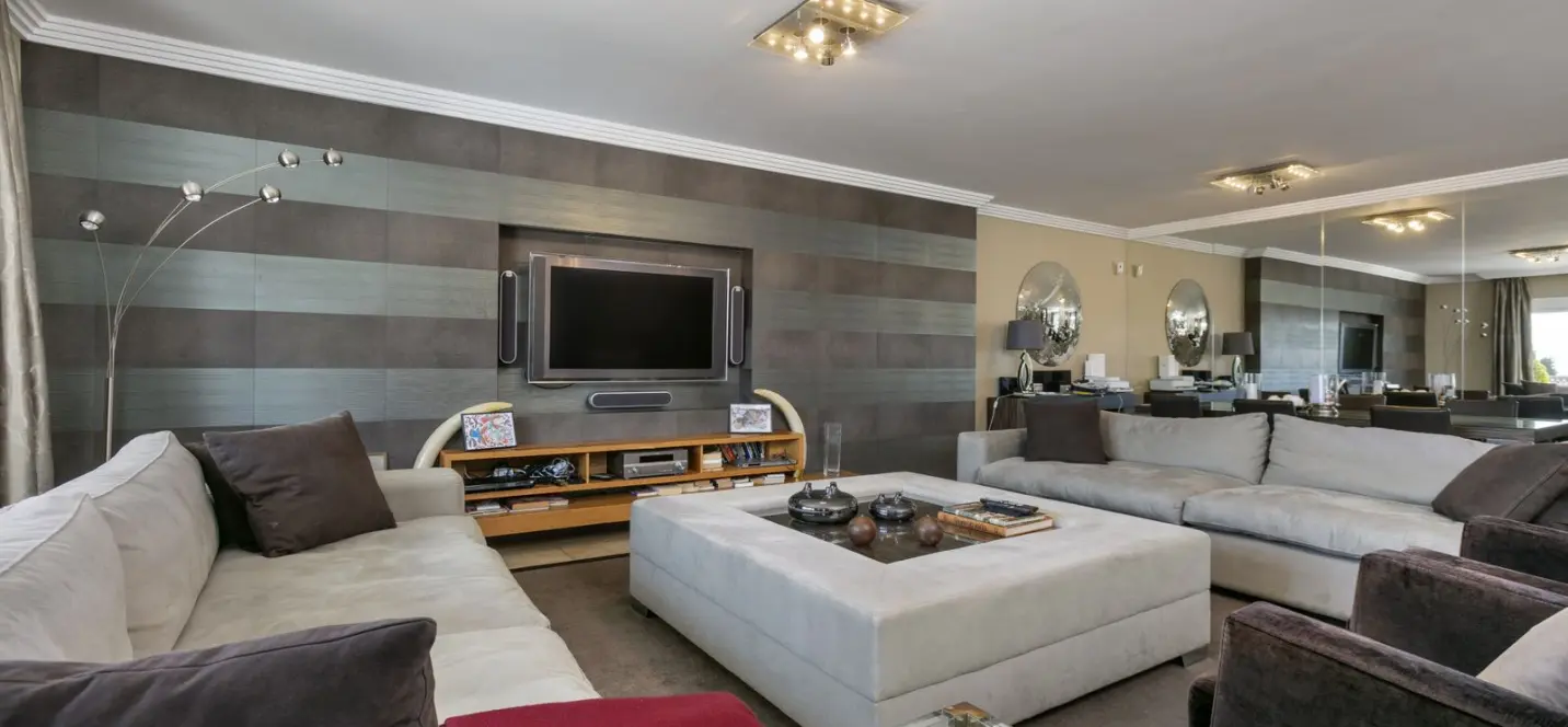 Продажа апартаментов на среднем этаже в The Golden Mile 4