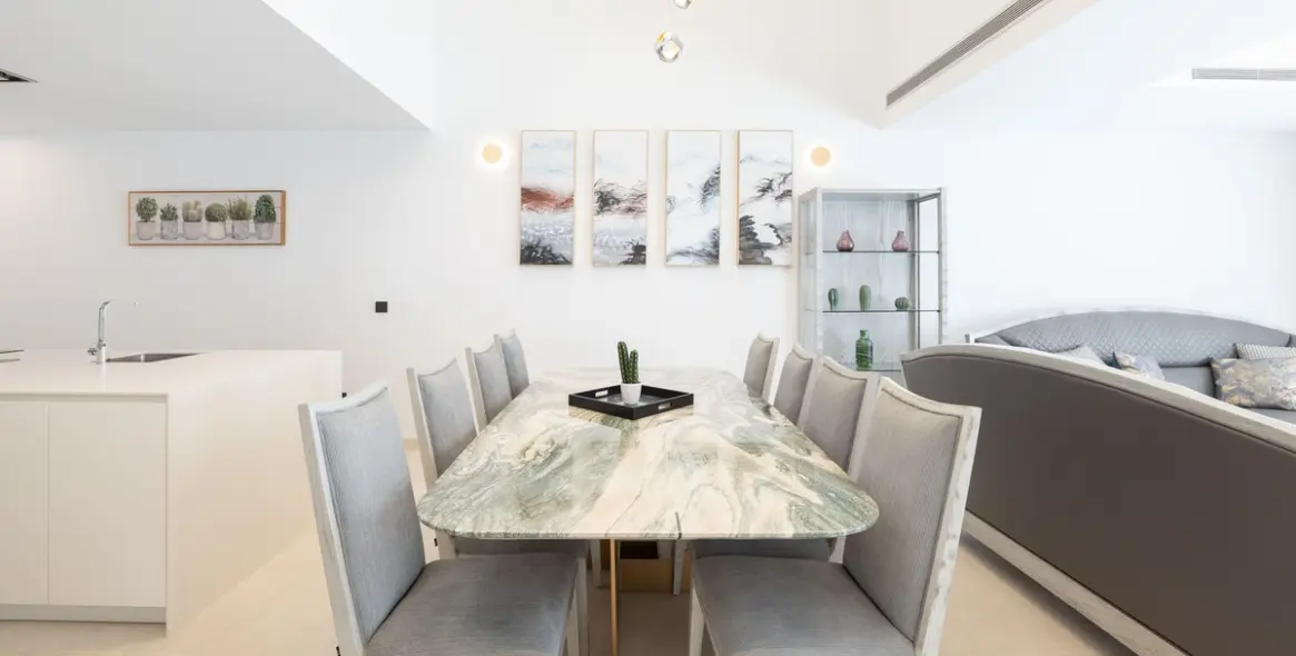 Продажа таунхауса в Estepona 5