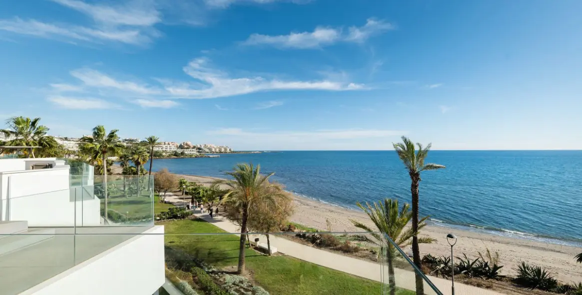 Продажа таунхауса в Estepona 13