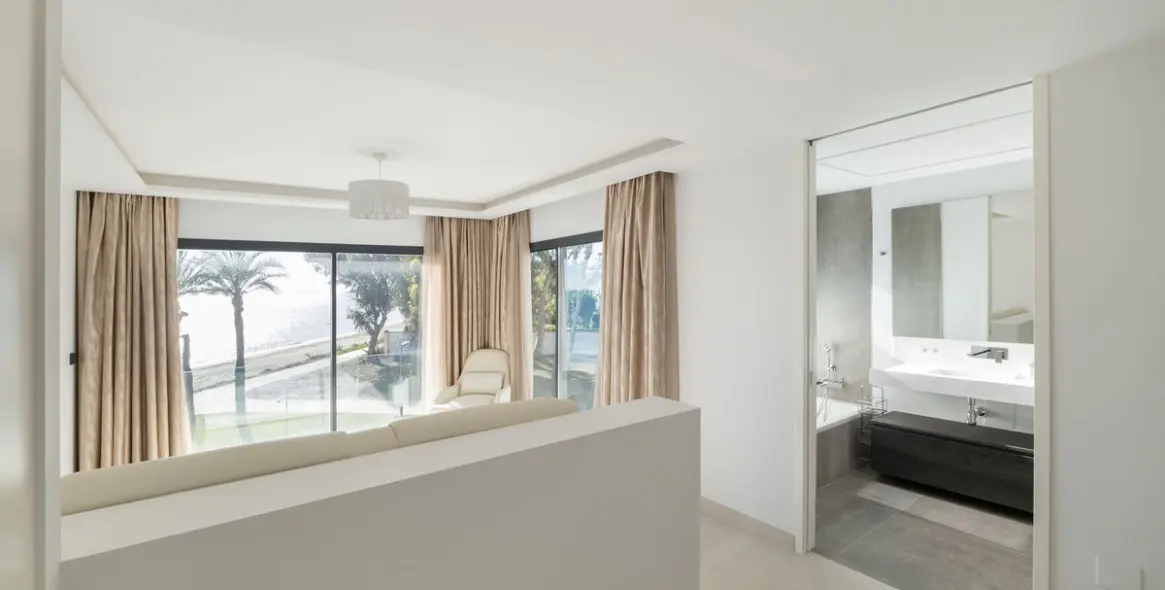 Venta de adosado en Estepona 40