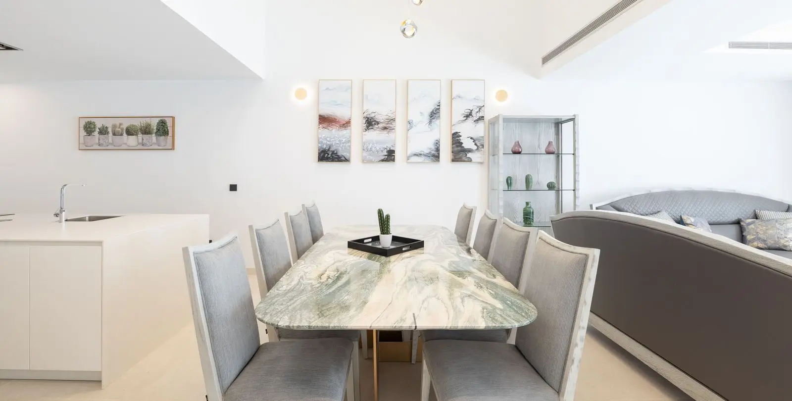 Sale of townhouse in Estepona 5