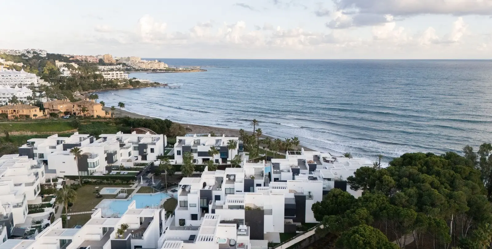 Sale of townhouse in Estepona 23