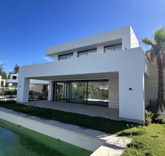 Villa independiente R4850854