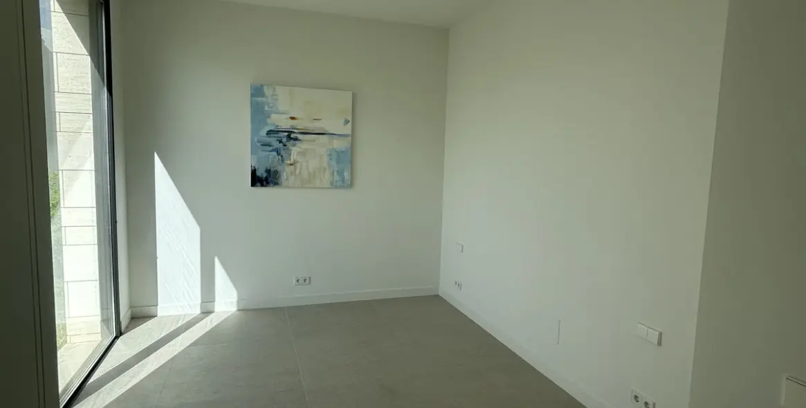 Продажа  отдельно стоящей виллы в Río Real 22