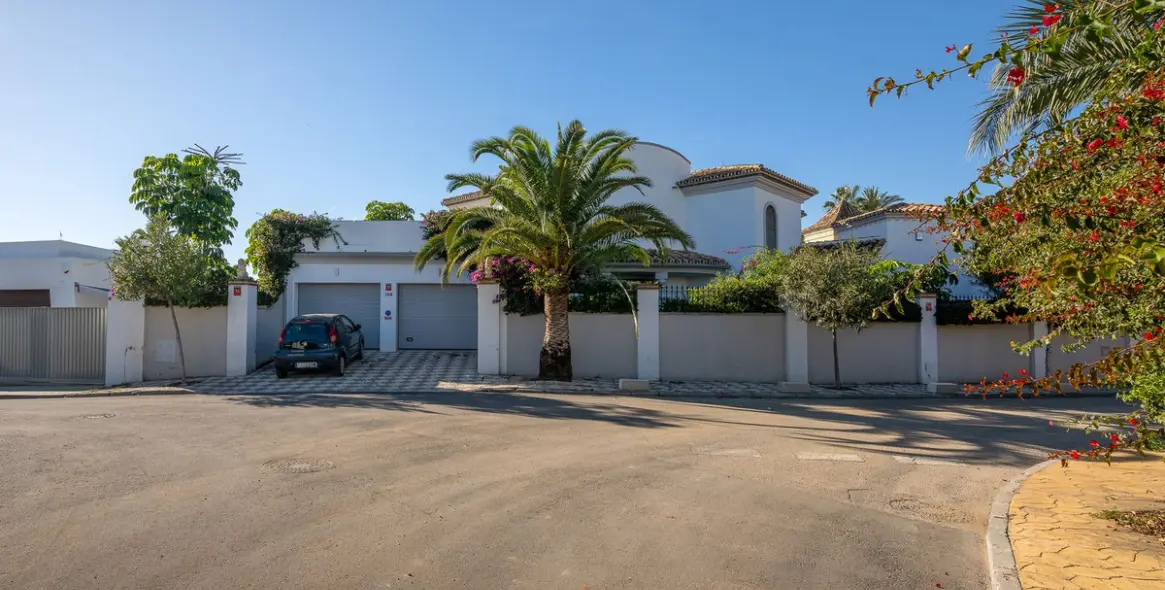 Venta de villa independiente en Marbesa 6