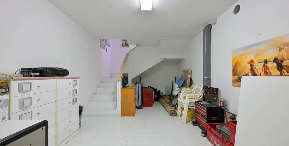 Продажа  отдельно стоящей виллы в Marbesa 43