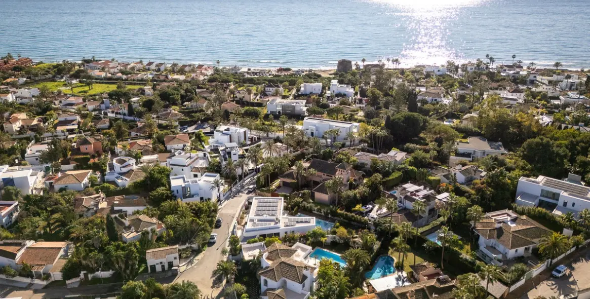 Продажа  отдельно стоящей виллы в Marbesa 65