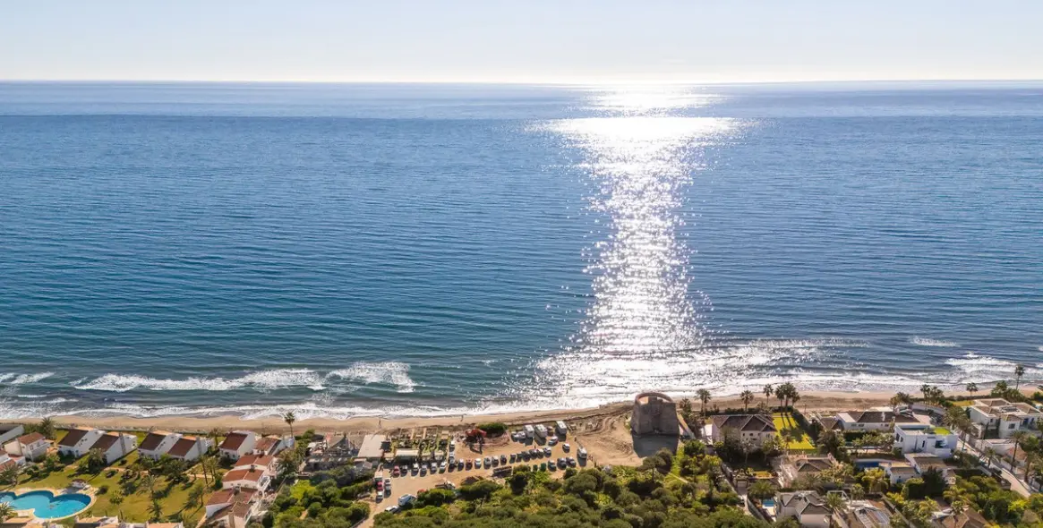 Продажа  отдельно стоящей виллы в Marbesa 67