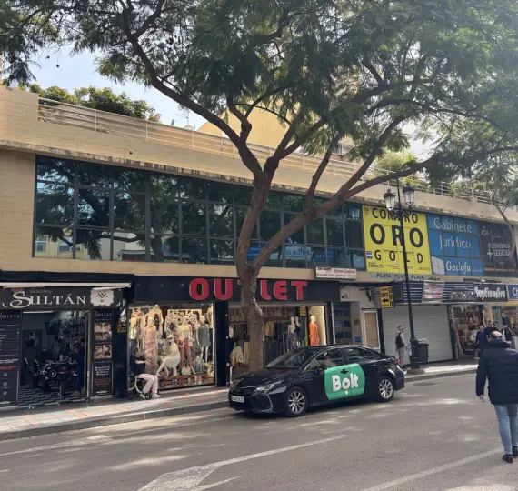 Venta de local comercial en Fuengirola
