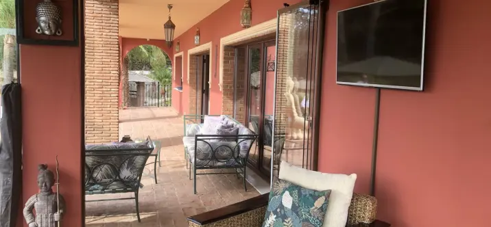 Продажа  отдельно стоящей виллы в Benalmadena 2