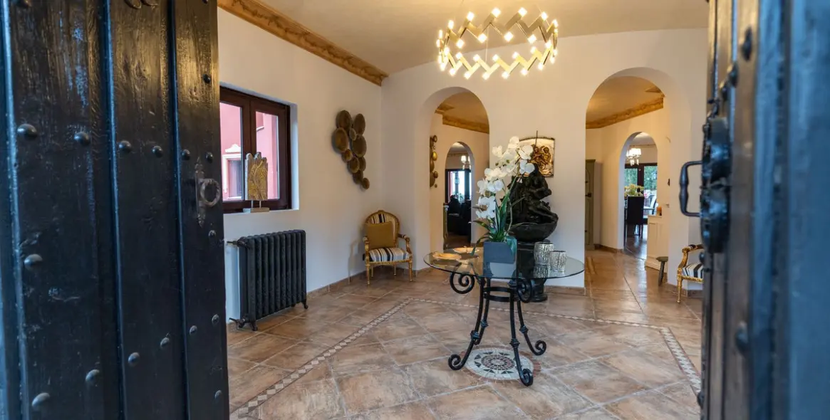 Продажа  отдельно стоящей виллы в Benalmadena Costa 7