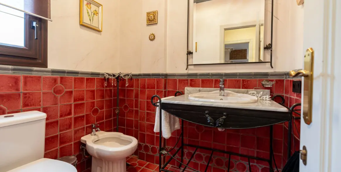 Продажа  отдельно стоящей виллы в Benalmadena Costa 34