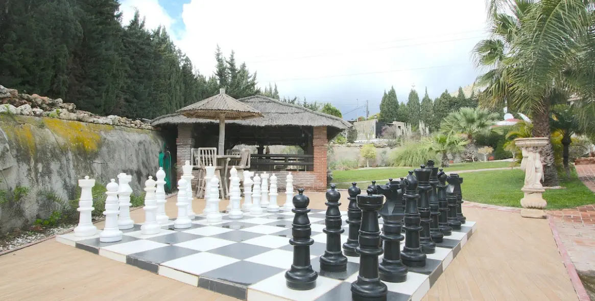 Продажа  отдельно стоящей виллы в Benalmadena Costa 44