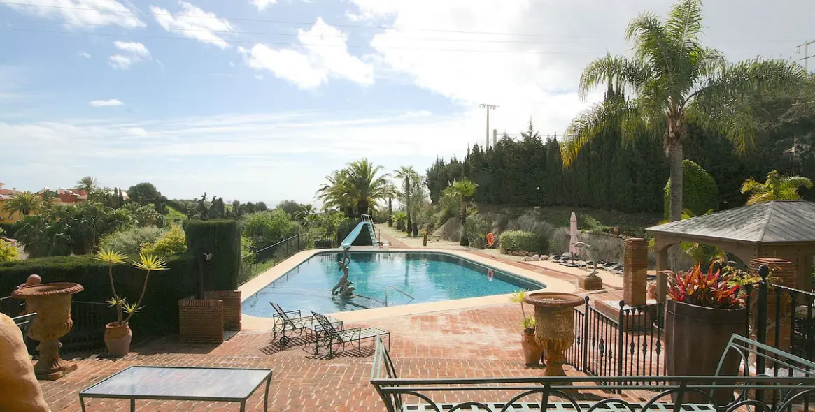 Продажа  отдельно стоящей виллы в Benalmadena Costa 51