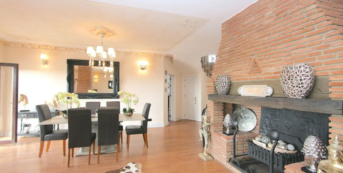 Продажа  отдельно стоящей виллы в Benalmadena Costa 54