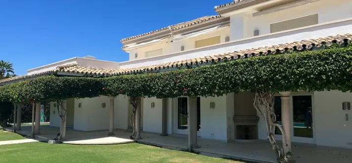 Venta de villa independiente en New Golden Mile 0