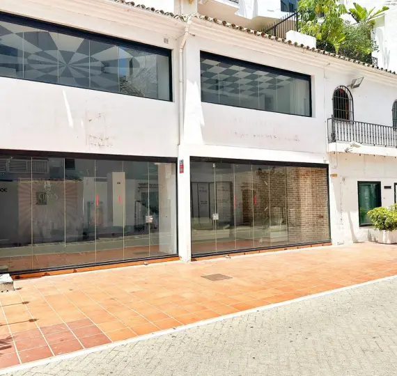 Продажа коммерческого помещения в Puerto Banús
