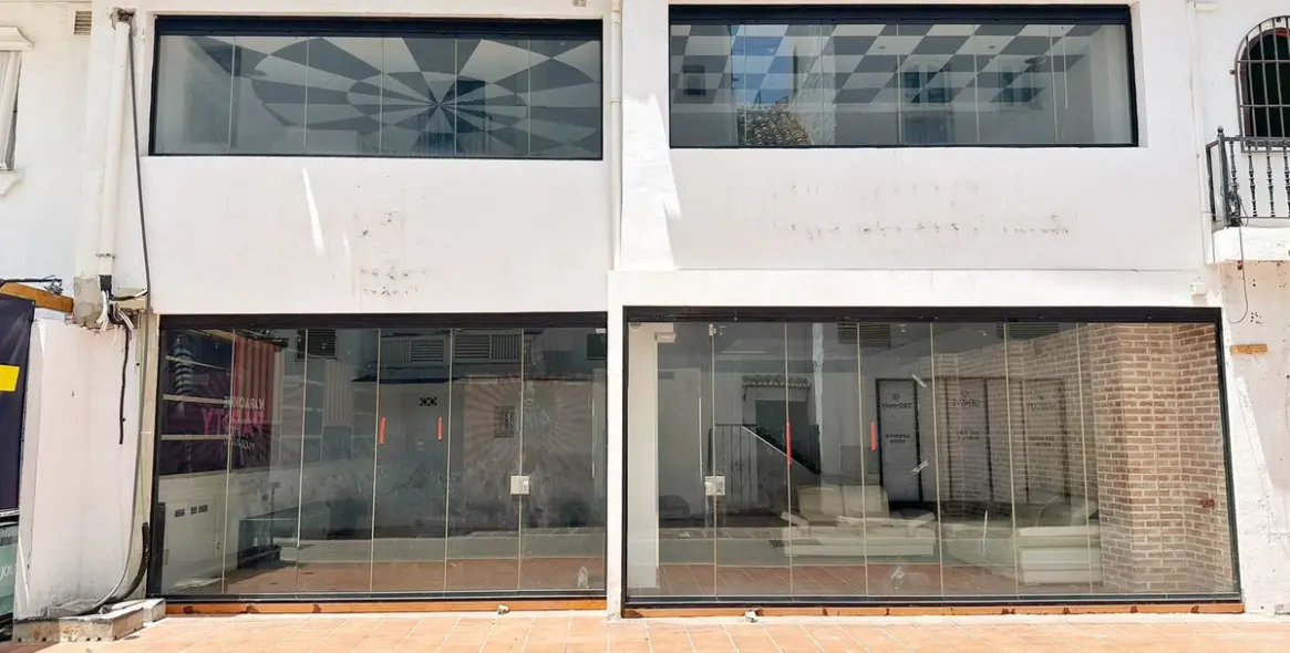 Продажа коммерческого помещения в Puerto Banús 4