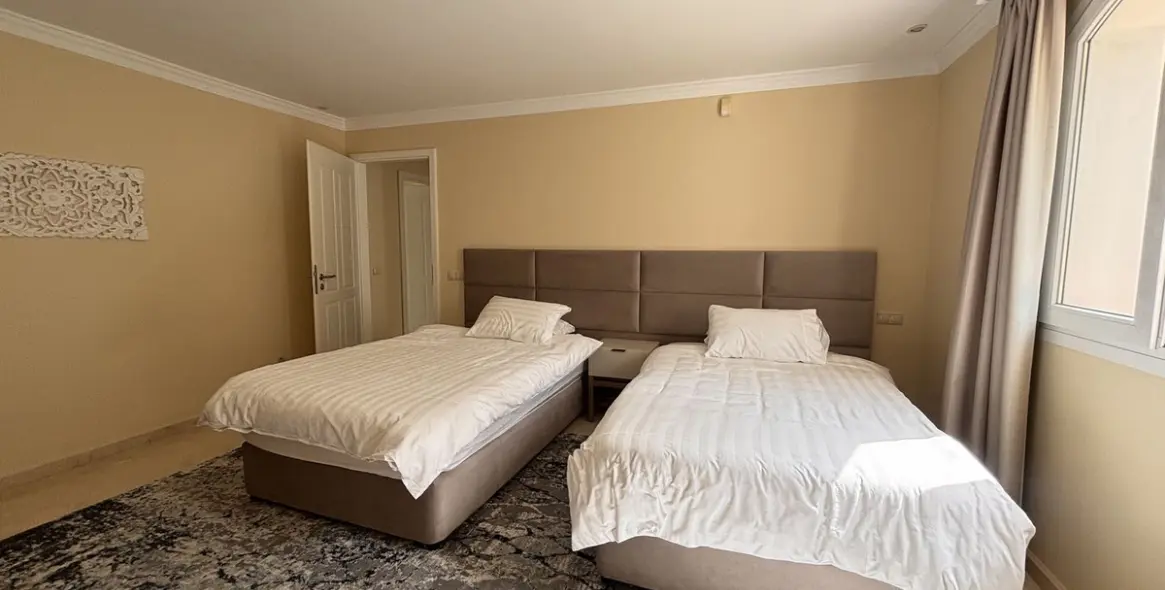 Sale of detached villa in Selwo 13