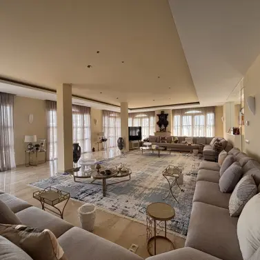 Venta de villa independiente en Selwo