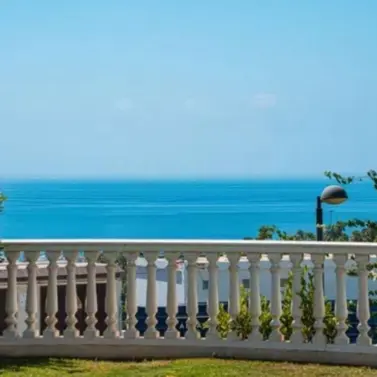Sale of detached villa in Selwo