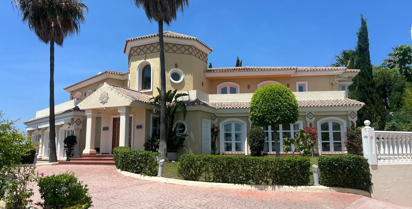 Venta de villa independiente en Selwo 5