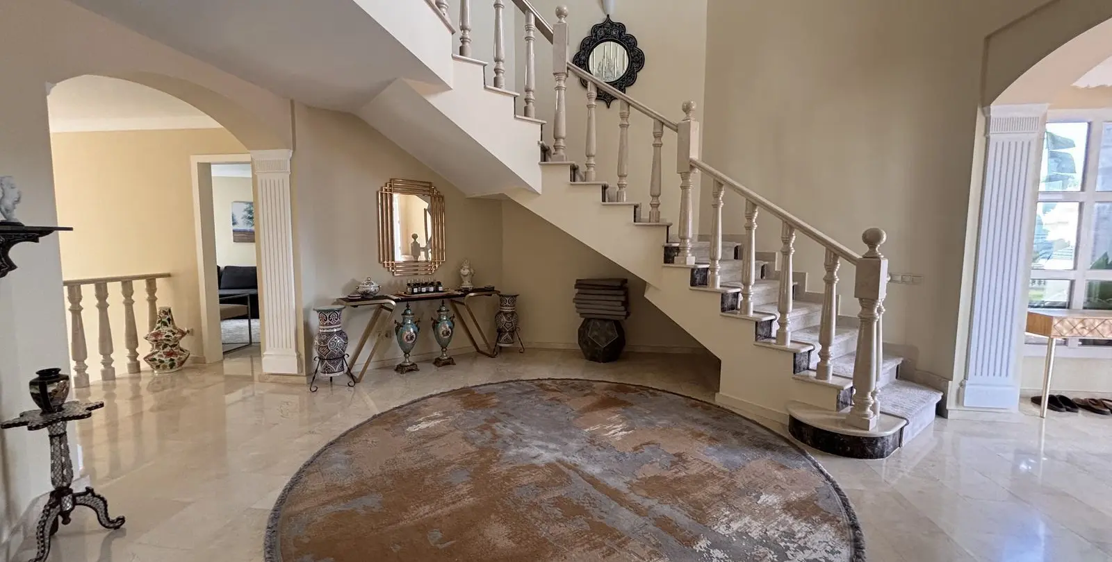 Venta de villa independiente en Selwo 11