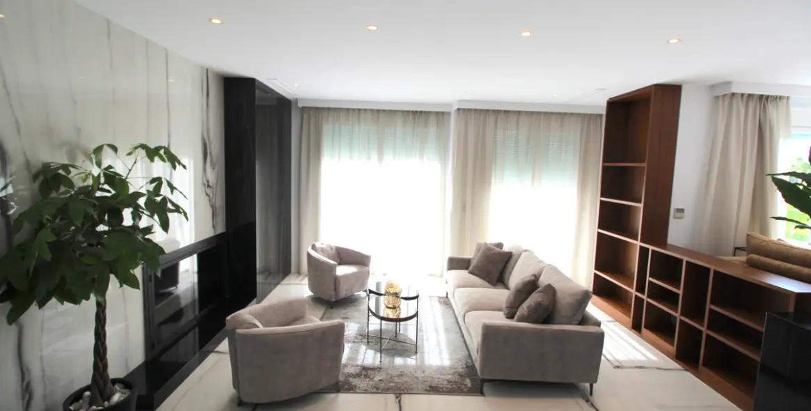 Long-term rent of detached villa in Nueva Andalucía 14