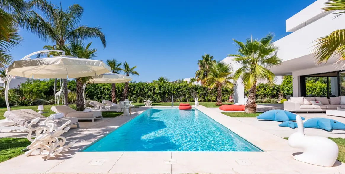 Sale of detached villa in La Cala Golf 2