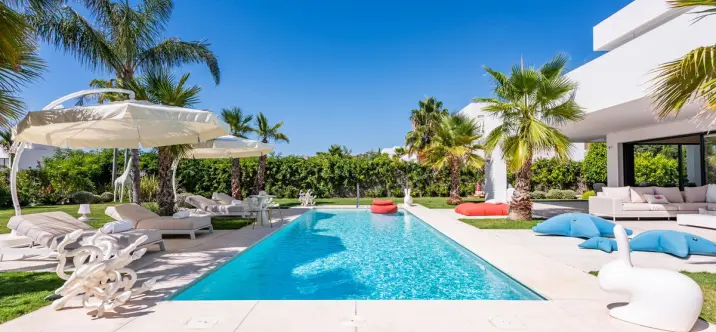 Sale of detached villa in La Cala Golf 1