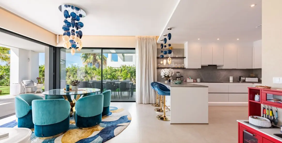 Sale of detached villa in La Cala Golf 8