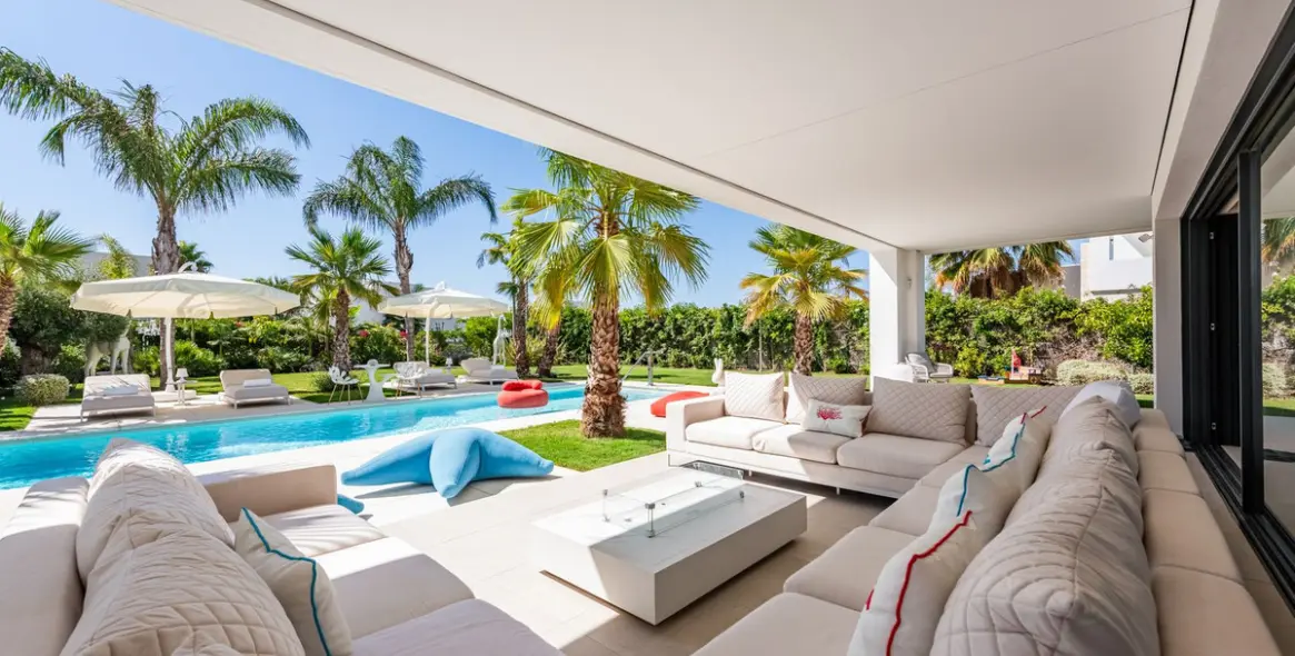 Sale of detached villa in La Cala Golf 9