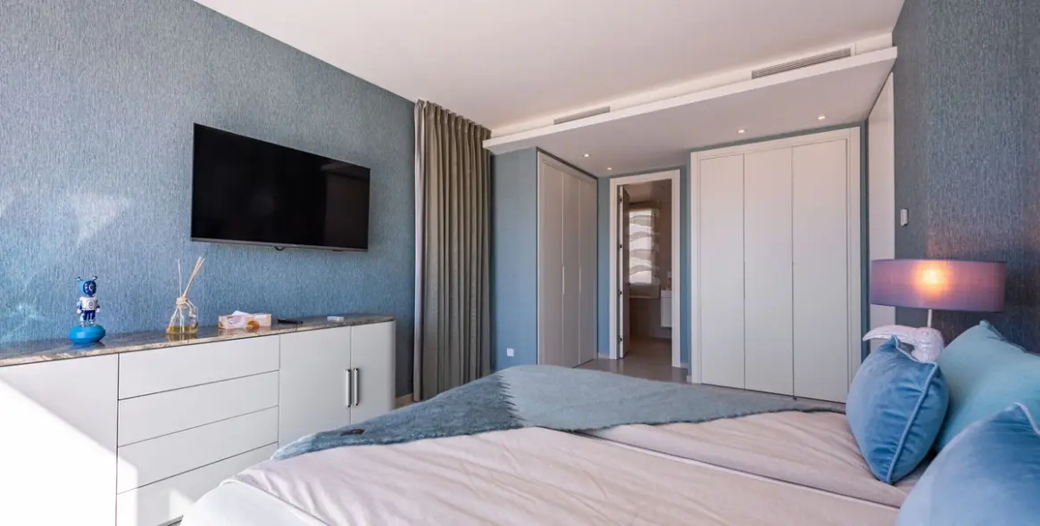 Sale of detached villa in La Cala Golf 18