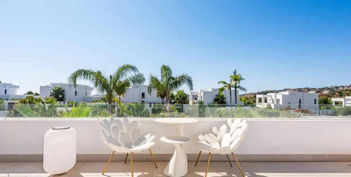 Sale of detached villa in La Cala Golf 20