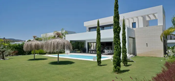 Sale of detached villa in La Cala Golf 3