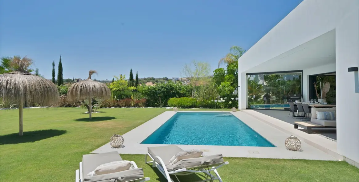 Sale of detached villa in La Cala Golf 5