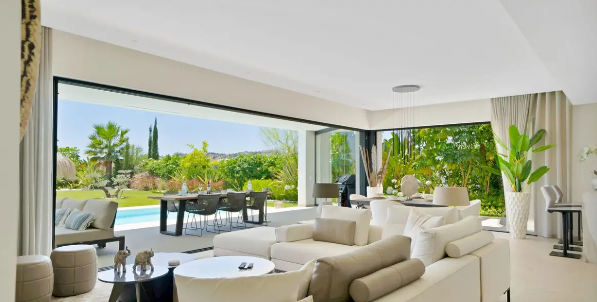 Venta de villa independiente en La Cala Golf 34