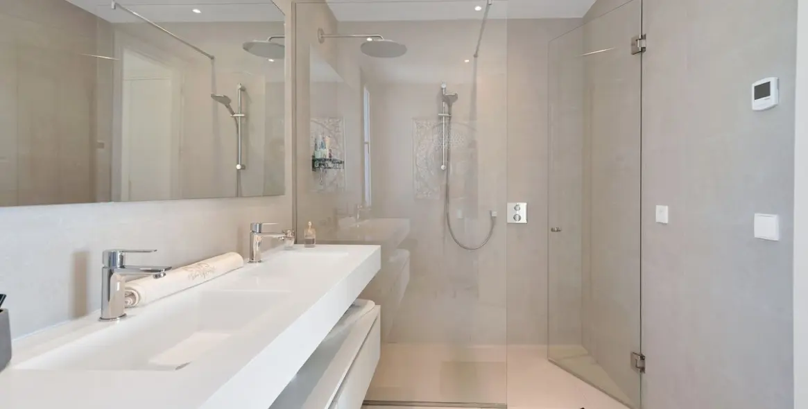 Venta de villa independiente en La Cala Golf 65