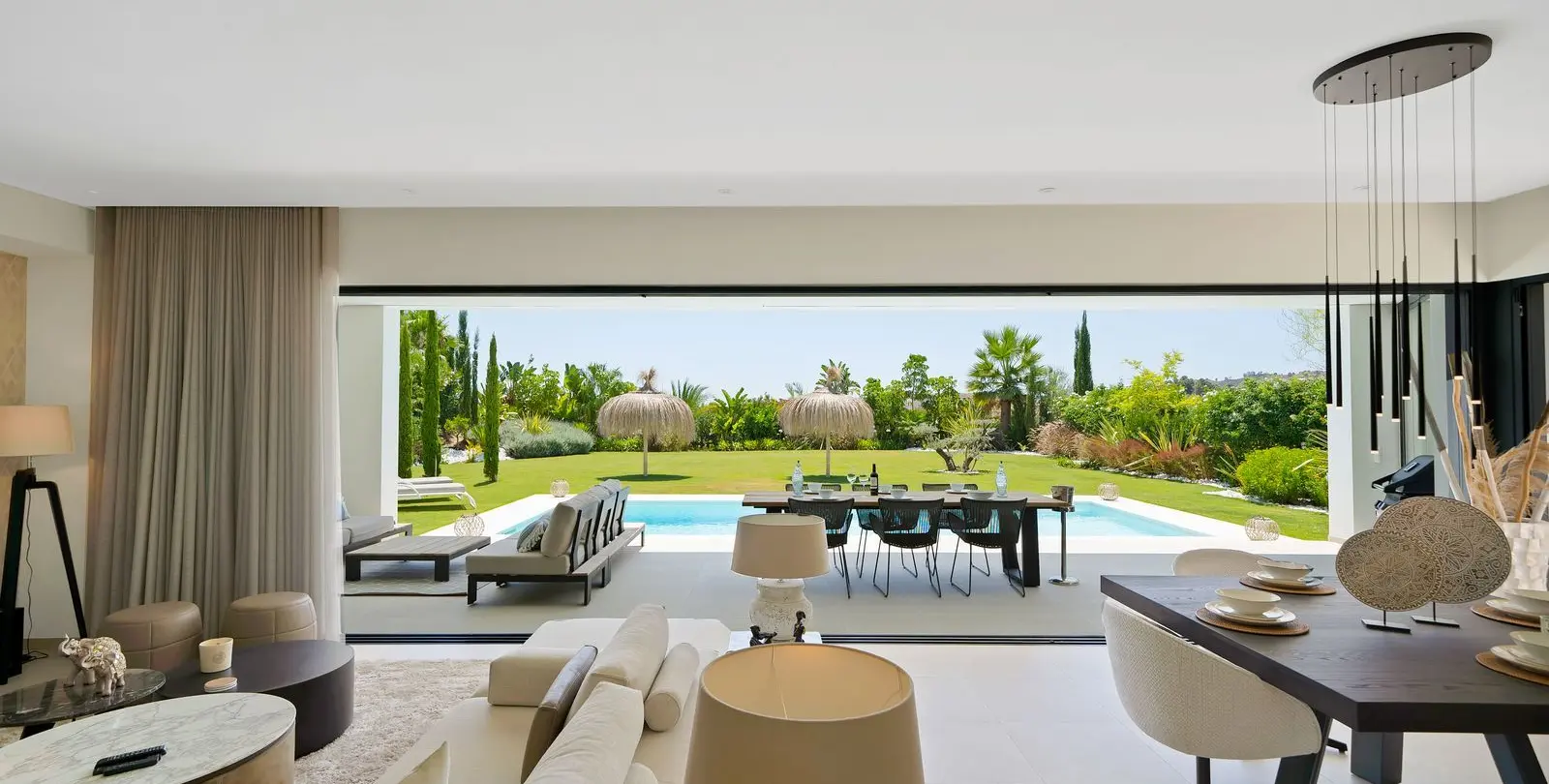 Sale of detached villa in La Cala Golf 2