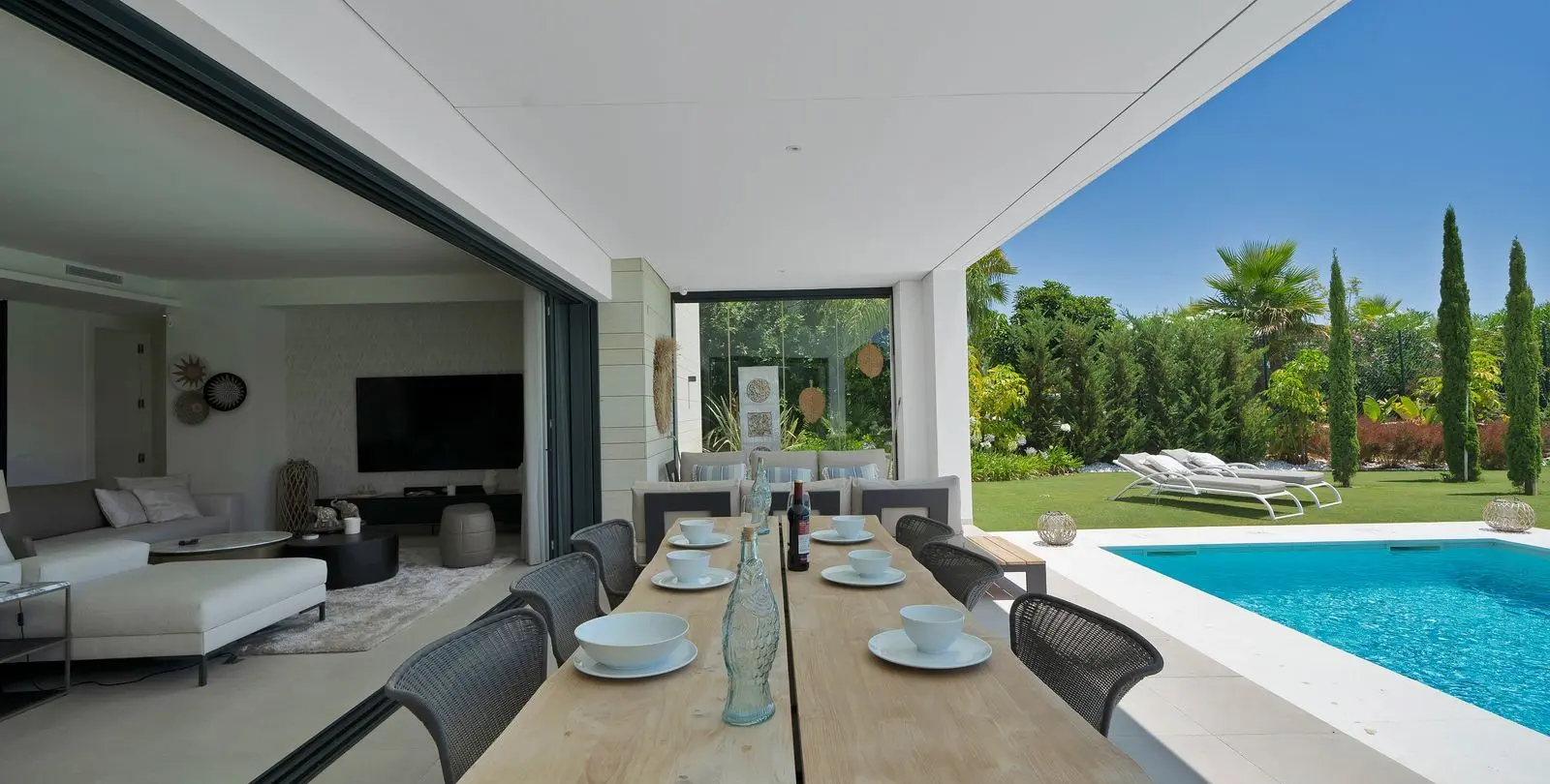 Sale of detached villa in La Cala Golf 9