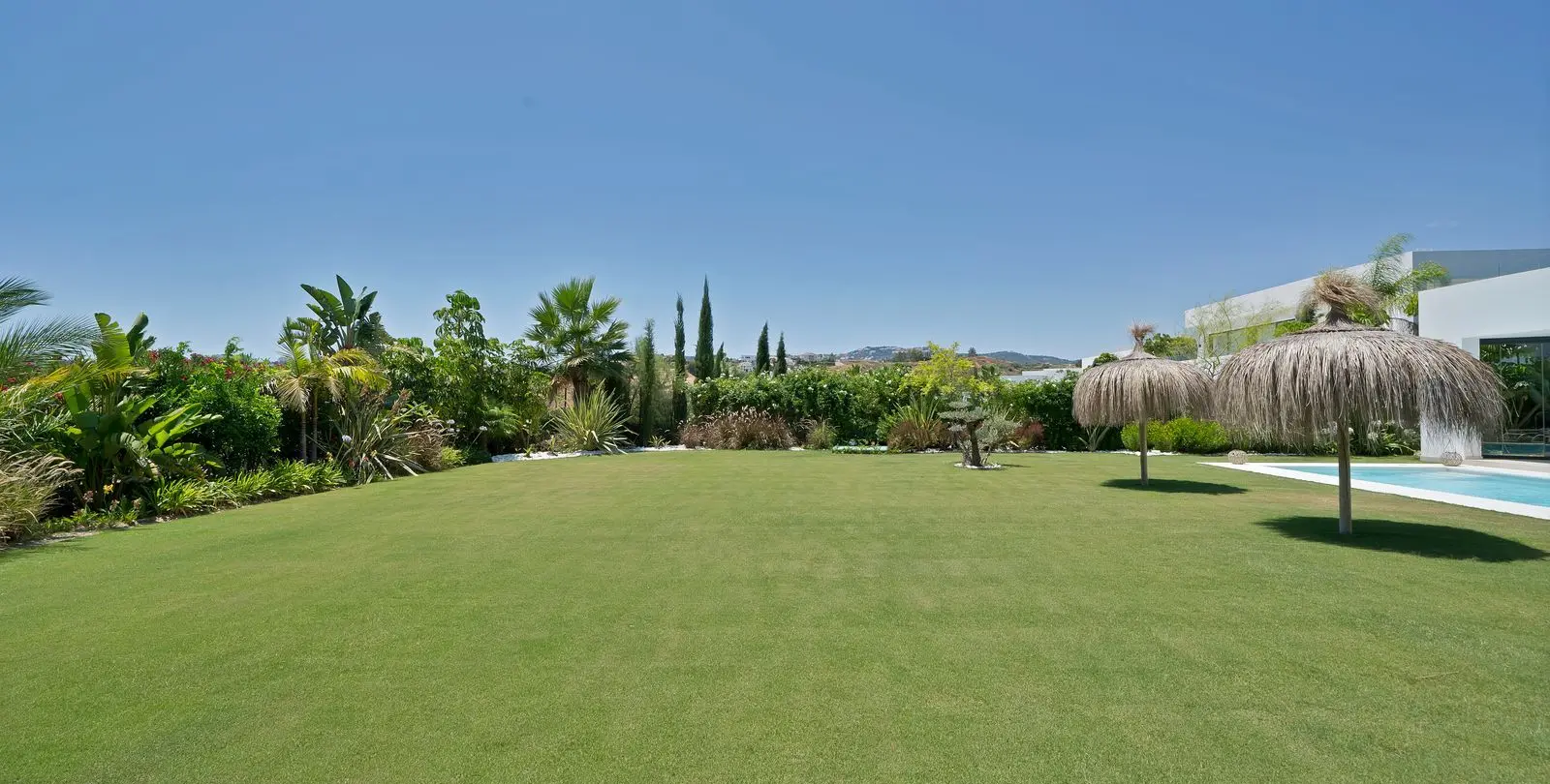 Sale of detached villa in La Cala Golf 12