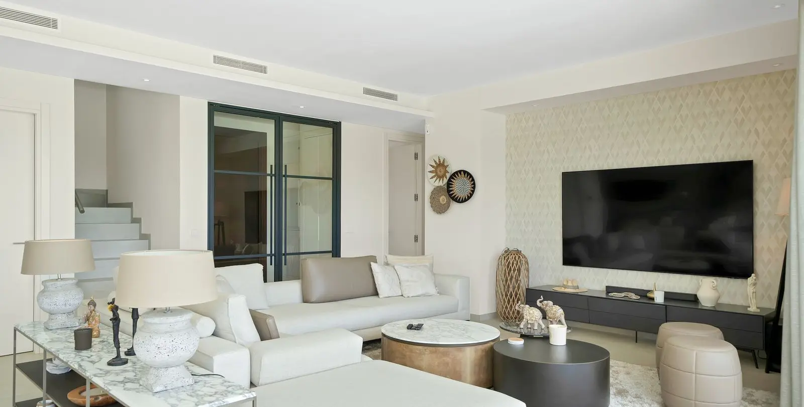 Sale of detached villa in La Cala Golf 35