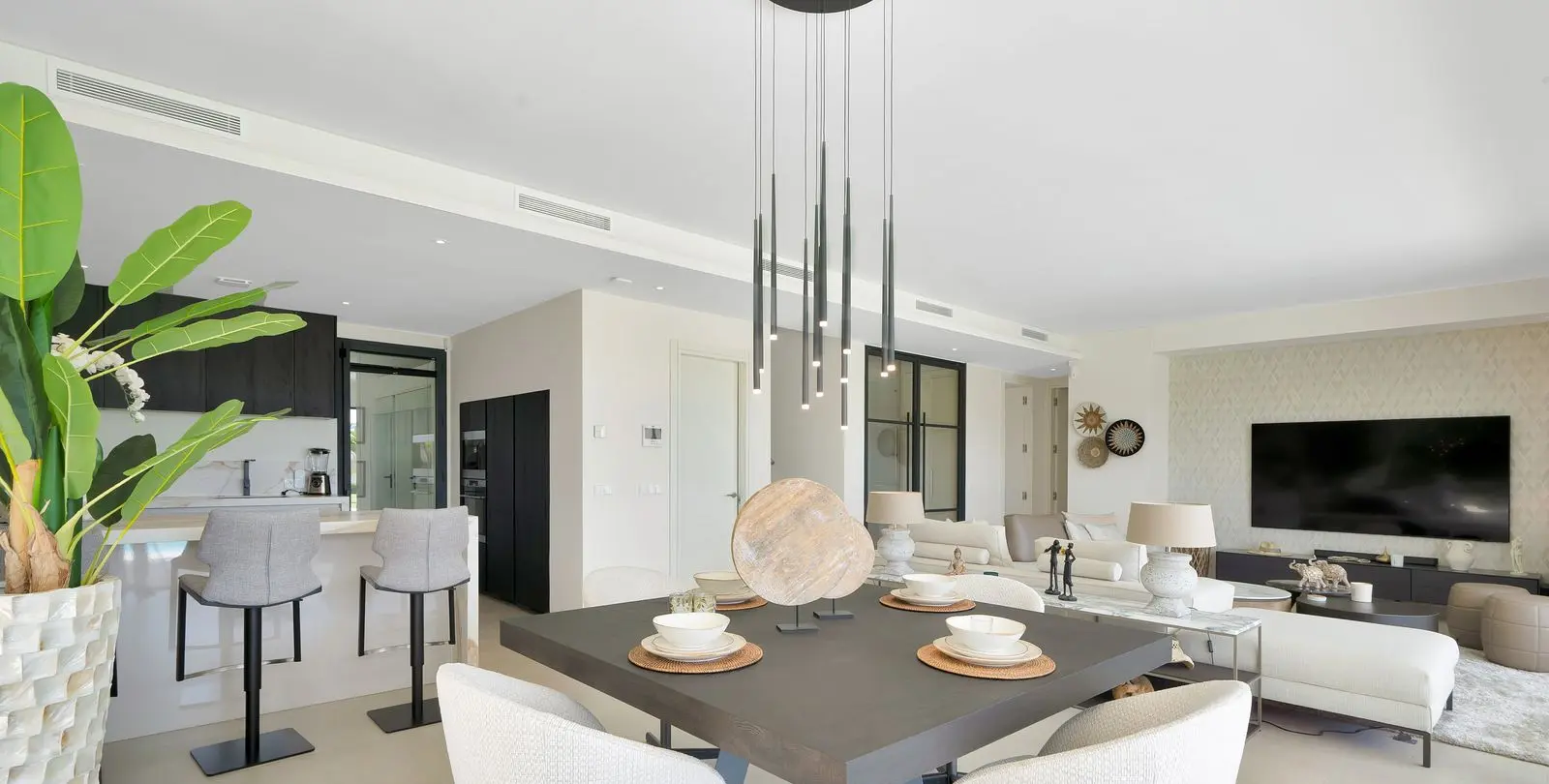Sale of detached villa in La Cala Golf 36