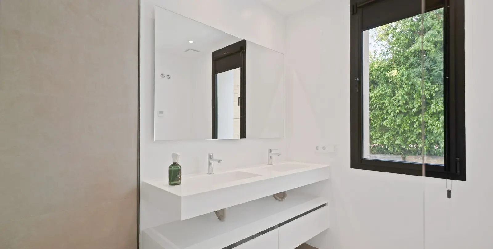 Sale of detached villa in La Cala Golf 66